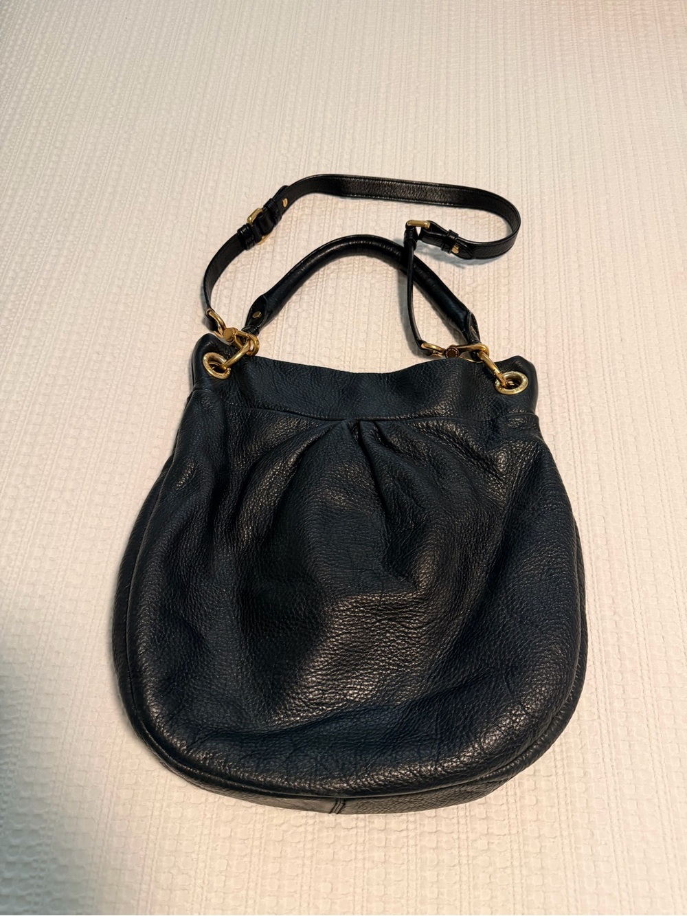 Marc Jacobs Black Pebbled Leather Shoulder Bag with Gold Hardware - Picture 5 of 8